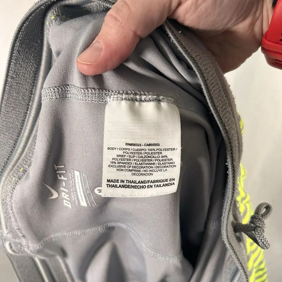 Nike Running Shorts Women's Medium Yellow Striped Elastic Waist Dri-Fit Lined - Picture 8 of 8